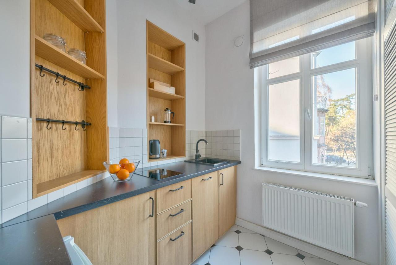 Dom & House - Apartamenty Kamienica Sopocka 150 Metrow Od Plazy Сопот Экстерьер фото